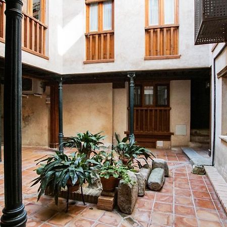 Tiempo De Toledo: Catedral Apartment ภายนอก รูปภาพ